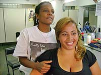 foto de Arielly e
  sua m?e