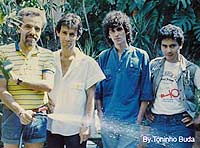 Foto de Toninho Buda com paulo Coelho e outros companheiros