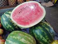 Foto de vidros fechados de doce de p?ra