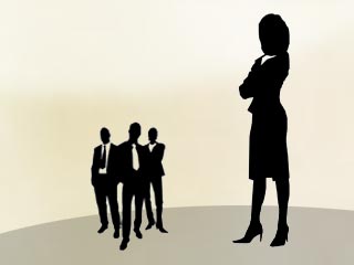 Imagem de mulher maior que os homens