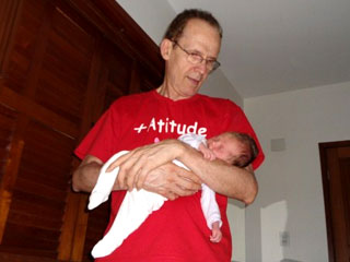 Foto de Falconi com Alice