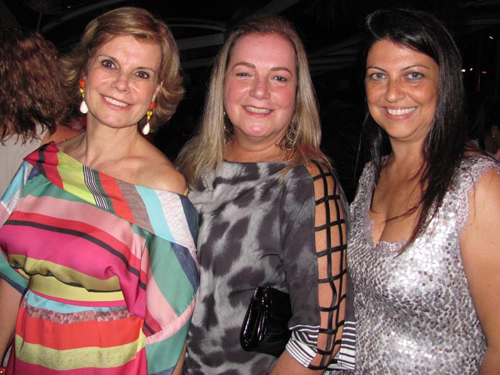 V&acirc;nia de Landa - Myrliane Le&atilde;o - Renata Queloti 