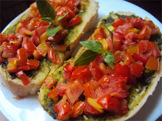 Bruschettas Com Pesto De Manjericão Uma Deliciosa Entrada Bruschettas Com Pesto De Manjericão Uma Deliciosa Entrada
