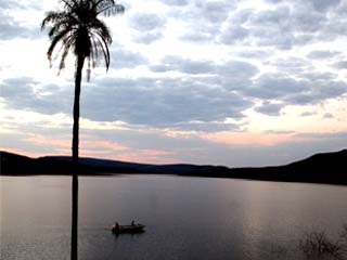 Foto do Lago Irapé em Cristália
